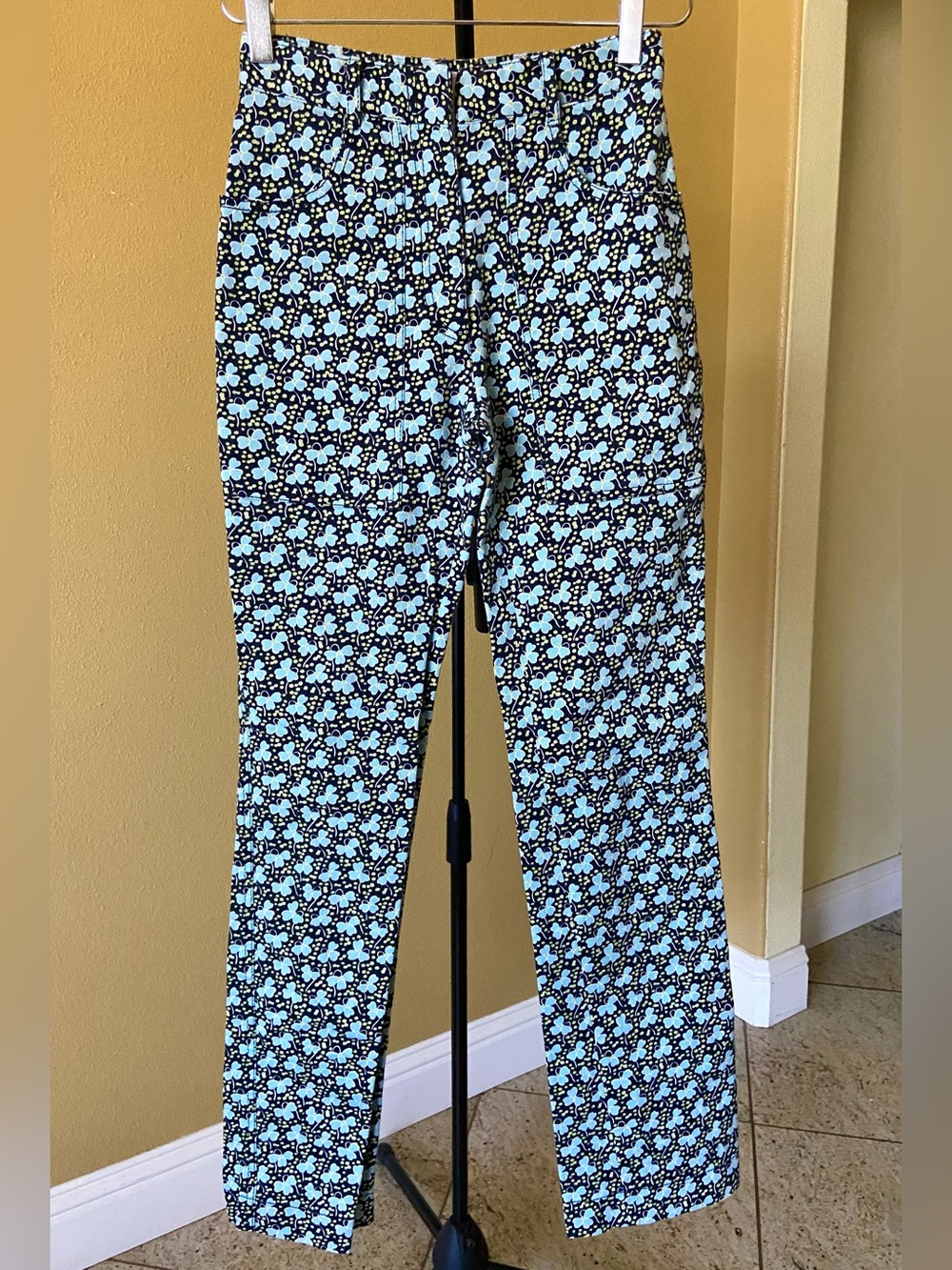 Philosophy di Lorenzo Serafini Black and Light Blue Floral Skinny Pants